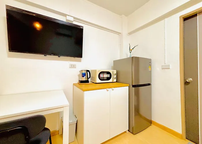 Compact Cozy ,kk House Pradipat 9, Saphan Khwai Bangkok